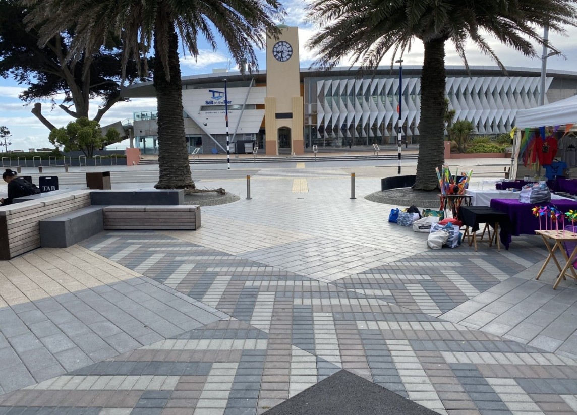 Marine Parade 7180