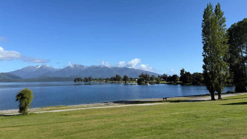 Reset urban Te Anau Walkway Lakefront 1