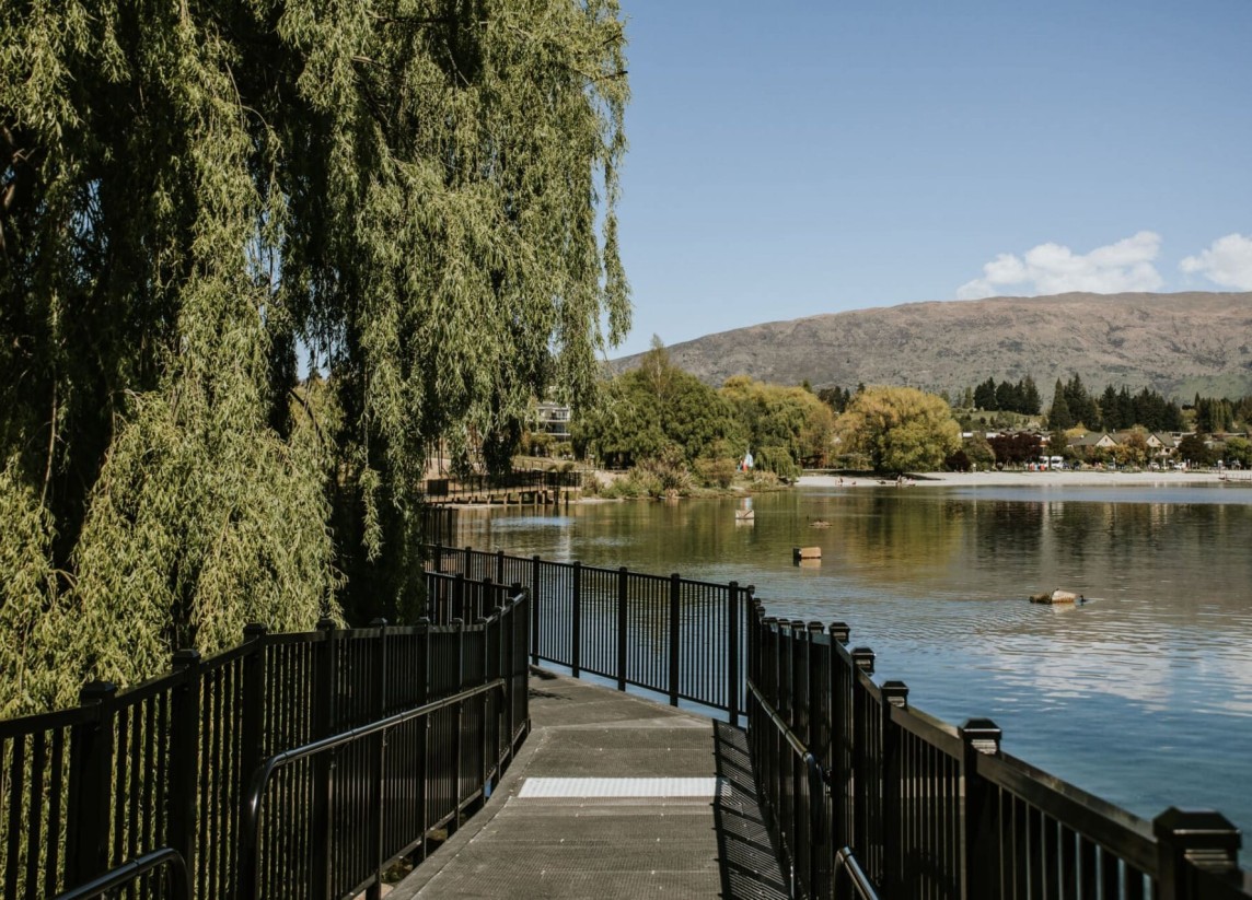 Wanaka Lakefront AIC 006